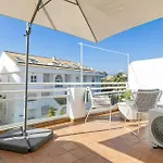 Golden Banus